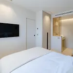Daire Beautiful 3 Bedroom Fully Renovated *
