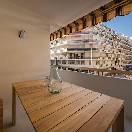 Beautiful 3 Bedroom Fully Renovated Daire *